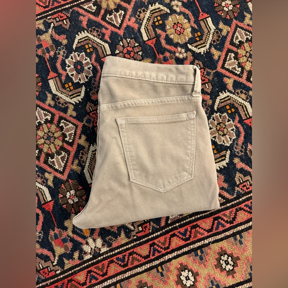30 x 32 Banana Republic Factory Premium Performance Jean in Tan